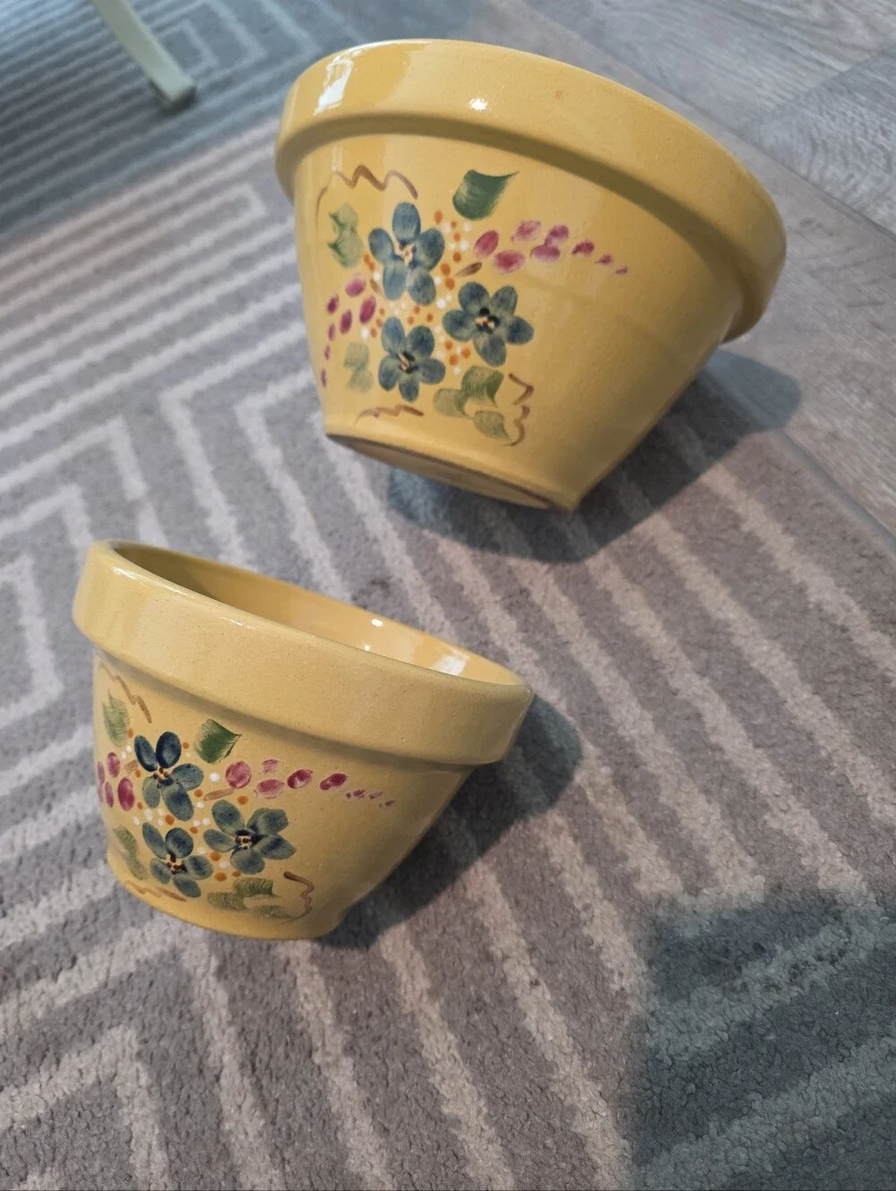 Robinson Ransbottom Pottery Company Set Of Bowls
